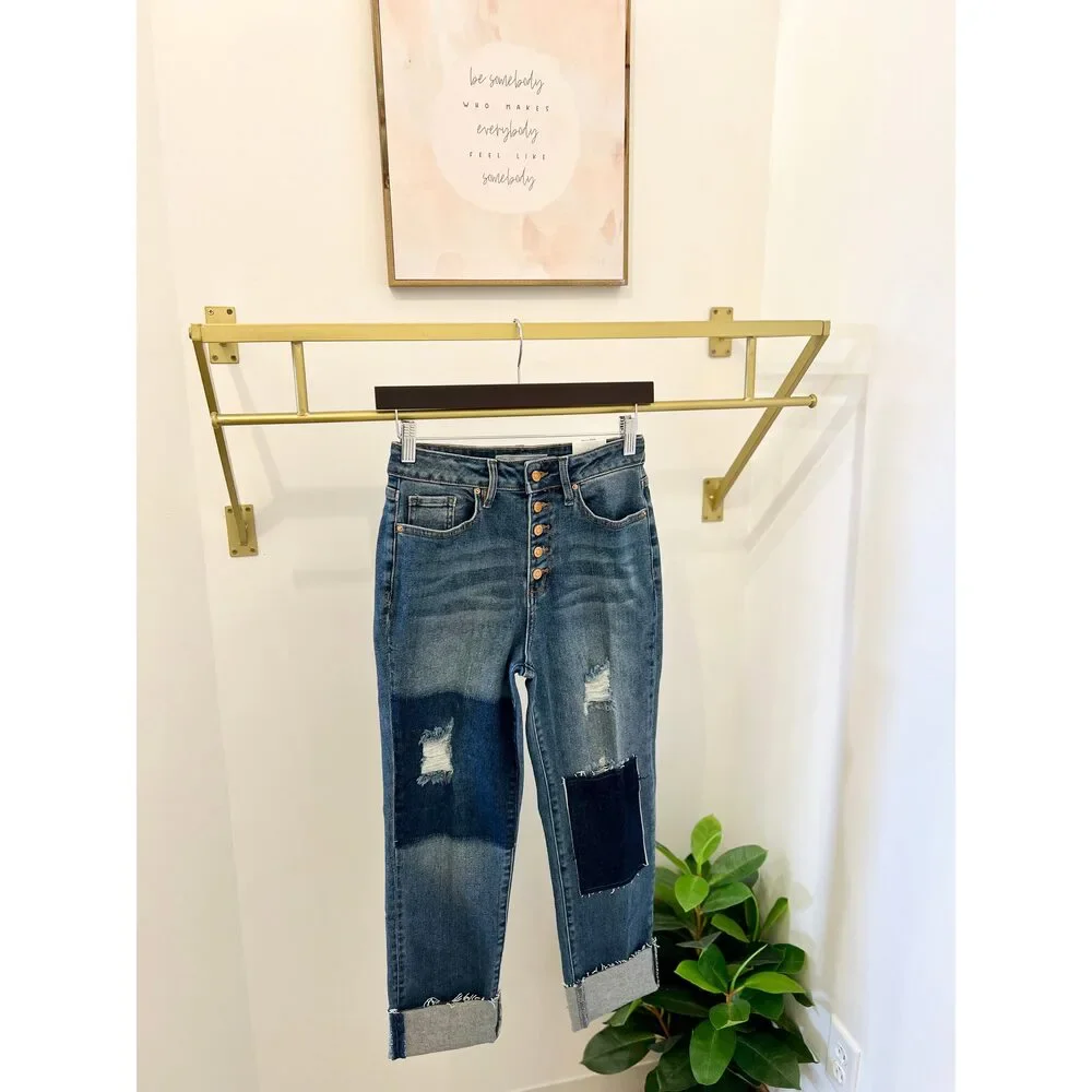 Final Sale: Ripped Color Block - Picture 2 of 11